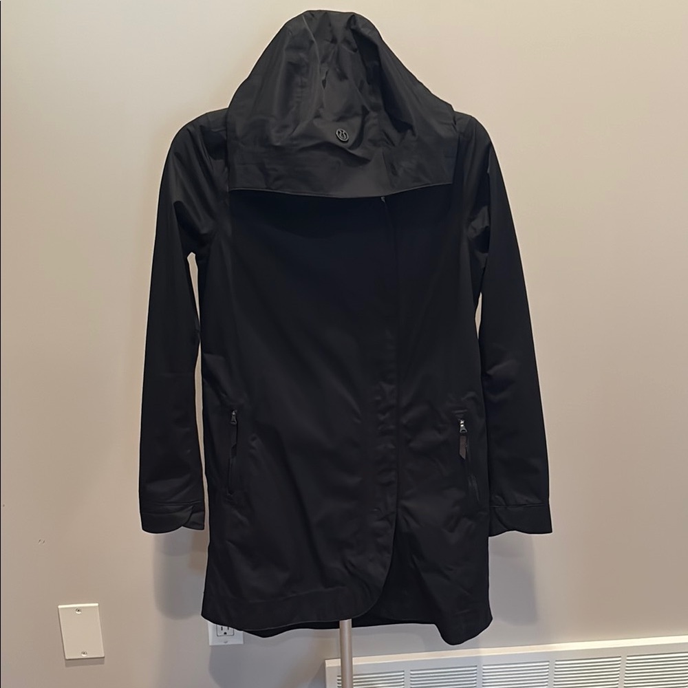 Lululemon Savasana Waterproof Jacket II